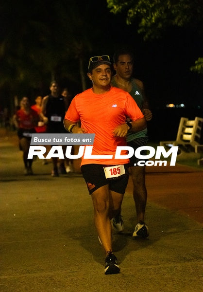 NightRun-elguillephoto-9474.jpg