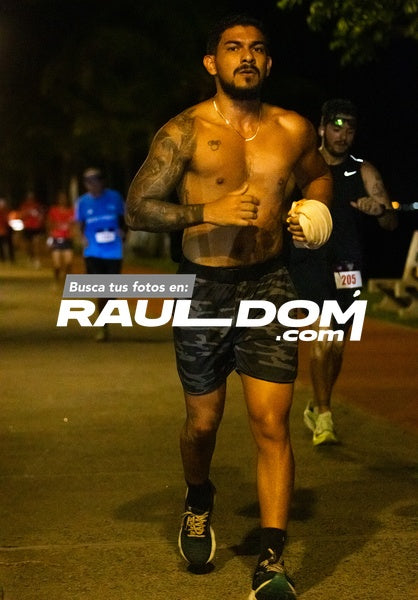 NightRun-elguillephoto-9489.jpg