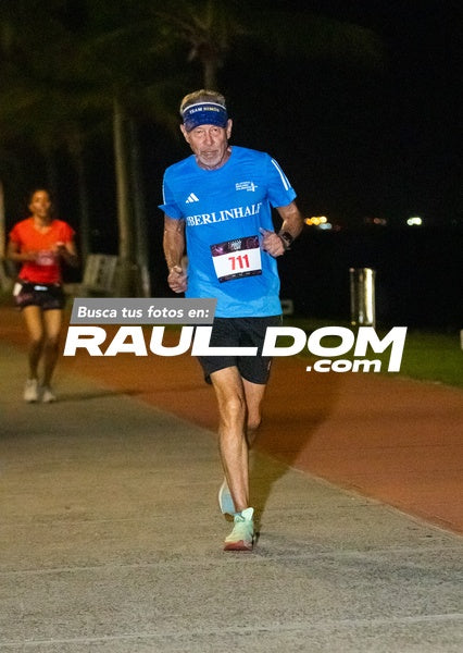 NightRun-elguillephoto-9490.jpg