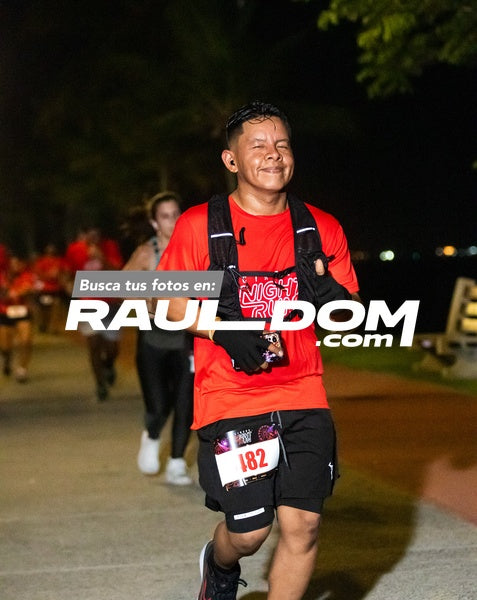 NightRun-elguillephoto-9509.jpg