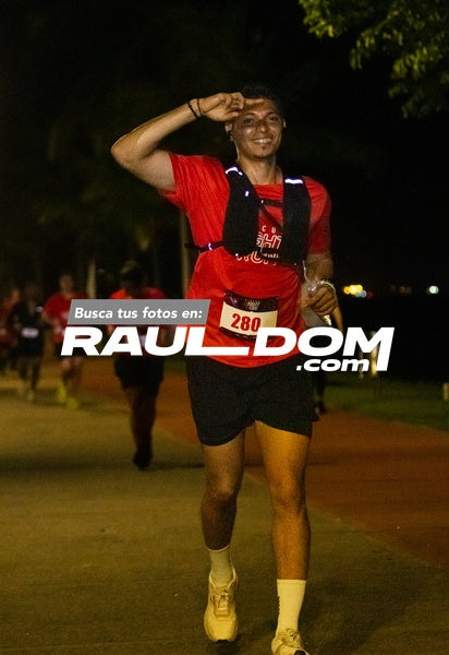 NightRun-elguillephoto-9530.jpg