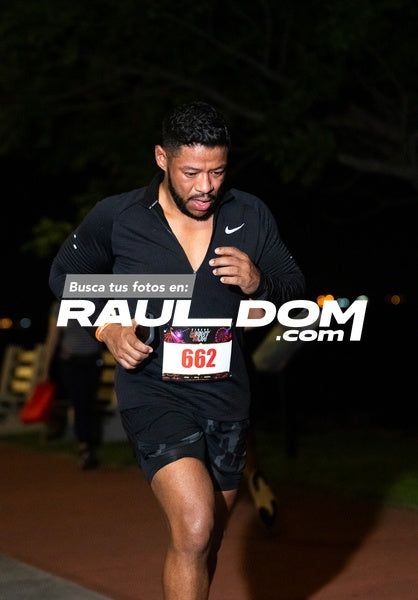 NightRun-elguillephoto-9532.jpg