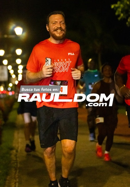 NightRun-elguillephoto-9542.jpg