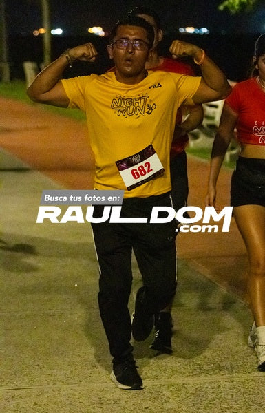 NightRun-elguillephoto-9615.jpg
