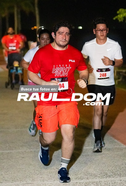 NightRun-elguillephoto-9622.jpg