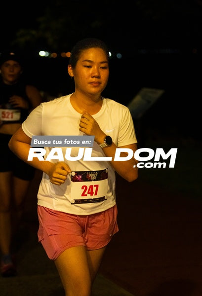 NightRun-elguillephoto-9623.jpg