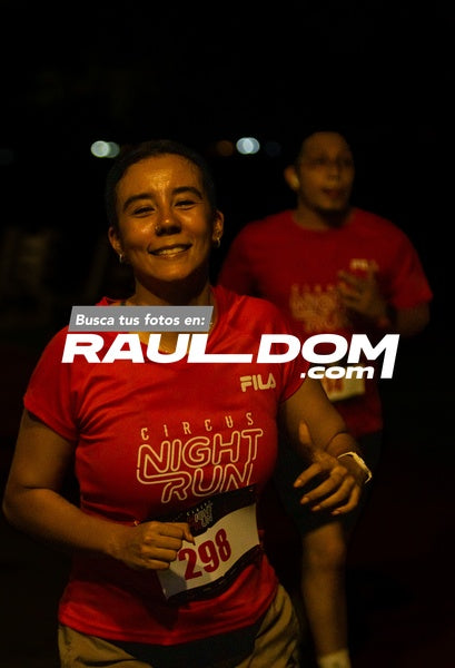 NightRun-elguillephoto-9630.jpg