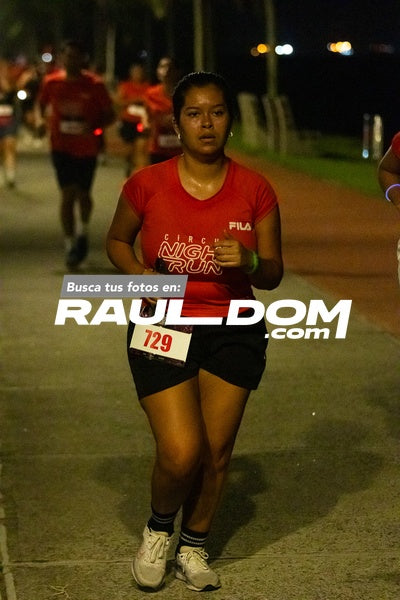 NightRun-elguillephoto-9672.jpg
