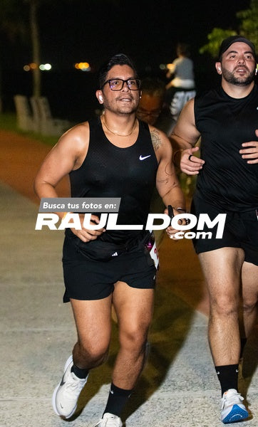 NightRun-elguillephoto-9681.jpg