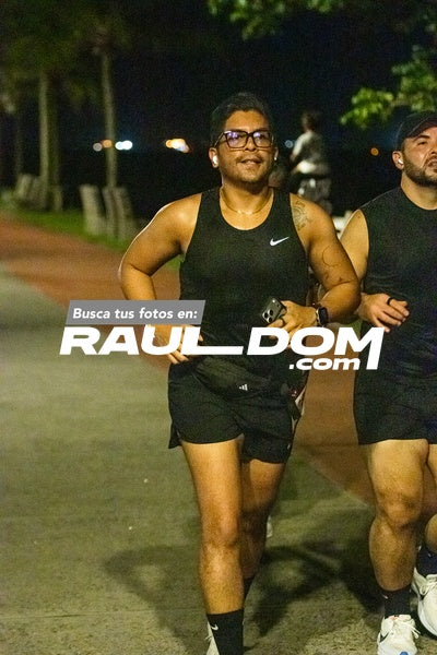 NightRun-elguillephoto-9682.jpg