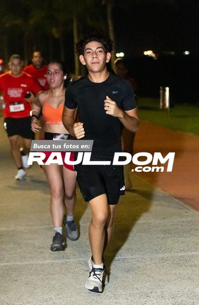 NightRun-elguillephoto-9712.jpg