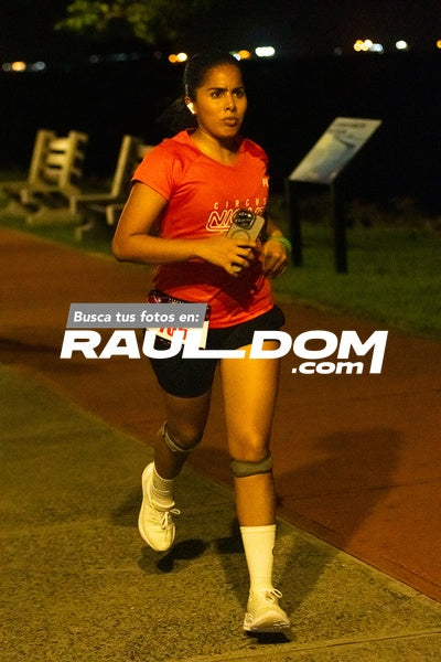 NightRun-elguillephoto-9716.jpg