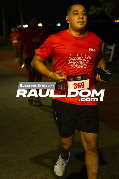 NightRun-elguillephoto-9717.jpg