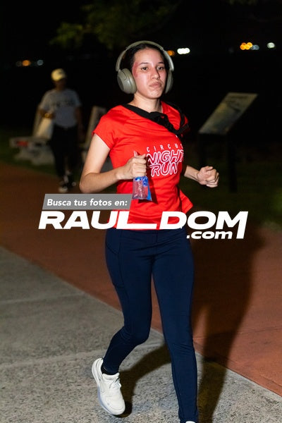 NightRun-elguillephoto-9720.jpg