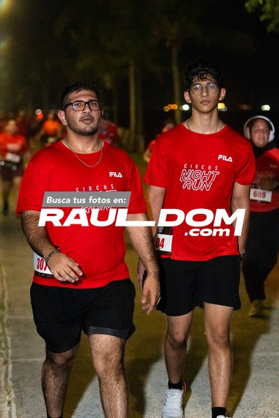 NightRun-elguillephoto-9727.jpg