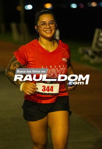 NightRun-elguillephoto-9739.jpg