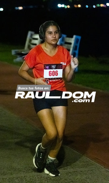 NightRun-elguillephoto-9755.jpg
