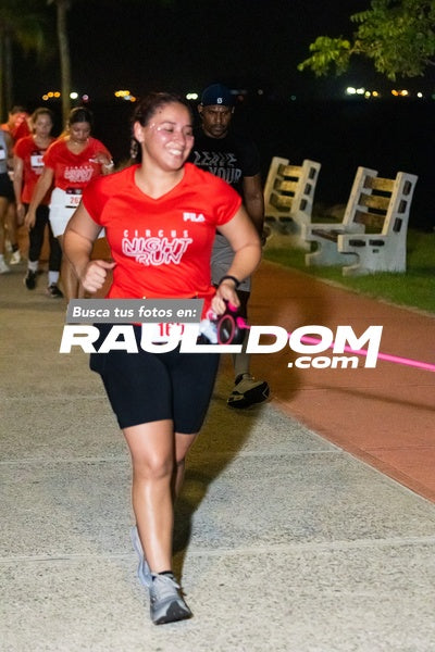 NightRun-elguillephoto-9779.jpg