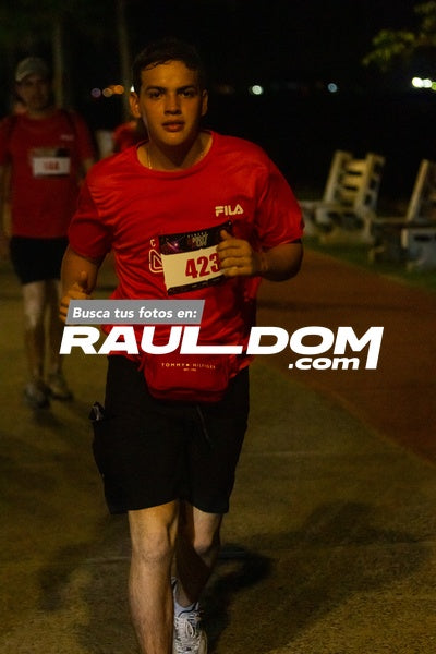 NightRun-elguillephoto-9785.jpg