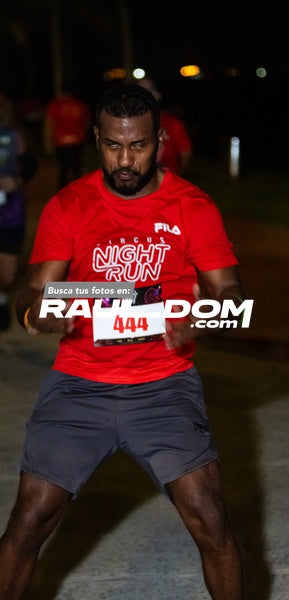 NightRun-elguillephoto-9794.jpg