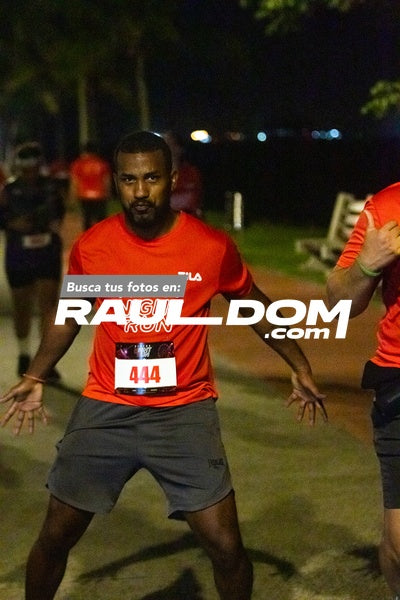 NightRun-elguillephoto-9795.jpg