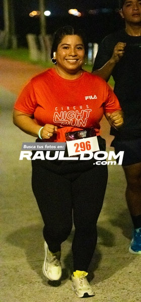 NightRun-elguillephoto-9817.jpg