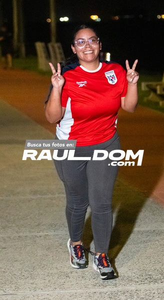NightRun-elguillephoto-9819.jpg