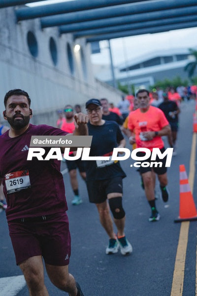 PanamaCityMarathon-achtarfoto-102808.jpg