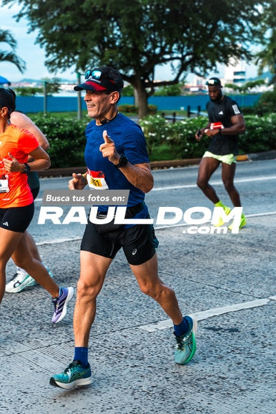 PanamaCityMarathon-morninsito-7293.jpg