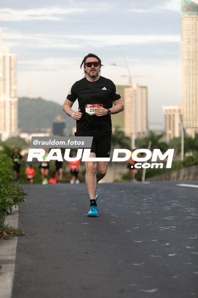 PanamaCityMarathon-rauldom-5332.jpg