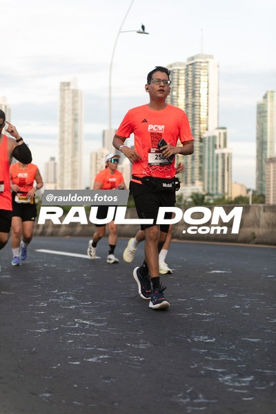 PanamaCityMarathon-rauldom-5517.jpg