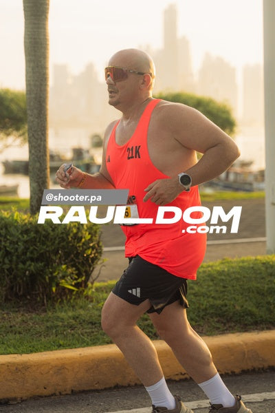 PanamaCityMarathon-shooterpa-05162.jpg