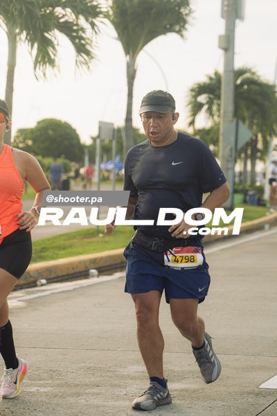 PanamaCityMarathon-shooterpa-05650.jpg
