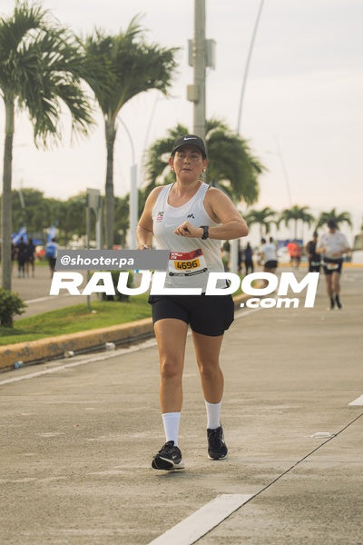 PanamaCityMarathon-shooterpa-05909.jpg