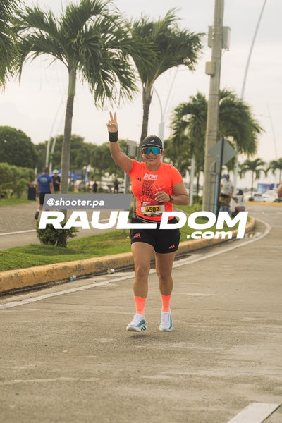 PanamaCityMarathon-shooterpa-06042.jpg