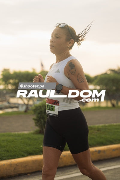PanamaCityMarathon-shooterpa-06052.jpg