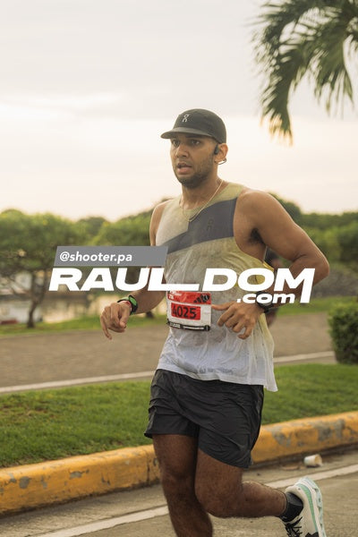 PanamaCityMarathon-shooterpa-06213.jpg