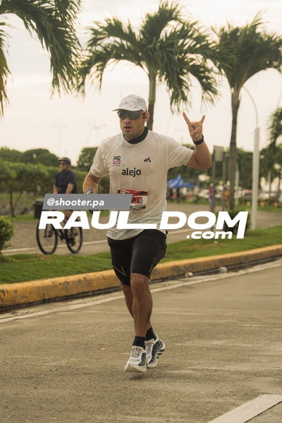 PanamaCityMarathon-shooterpa-06385.jpg