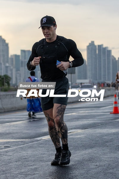 Runset-elguillephoto-300.jpg