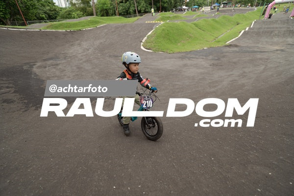 SegundaValidaAireBMX-achtarfoto-100214.jpg