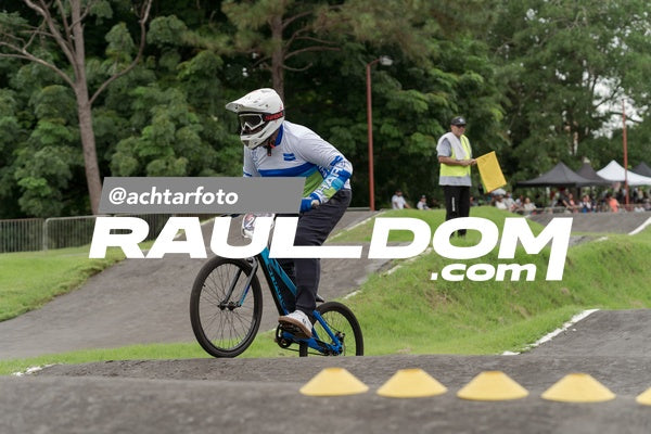 SegundaValidaAireBMX-achtarfoto-100421.jpg