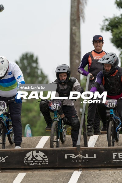 SegundaValidaAireBMX-achtarfoto-100811.jpg