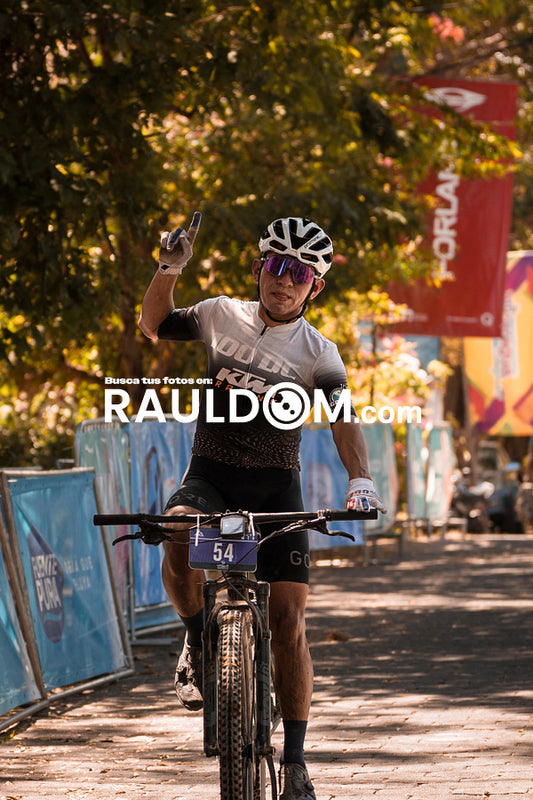 JAR-FUEGOYAGUA-100-KM-BIKE-02297.jpg