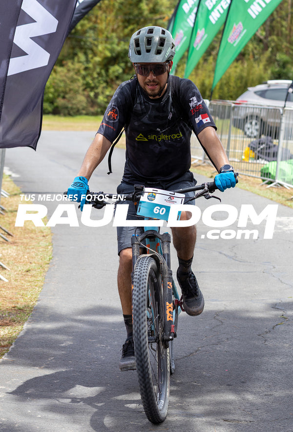 AntonRaceDiaUno-oneflashphoto-466.jpg