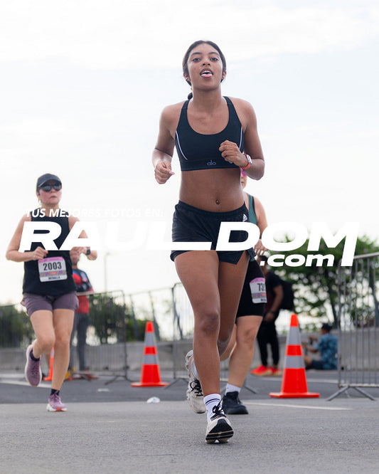 @PARDESHOOTS-5K808-512.jpg