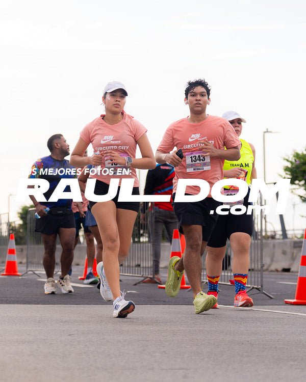 @PARDESHOOTS-5K808-588.jpg