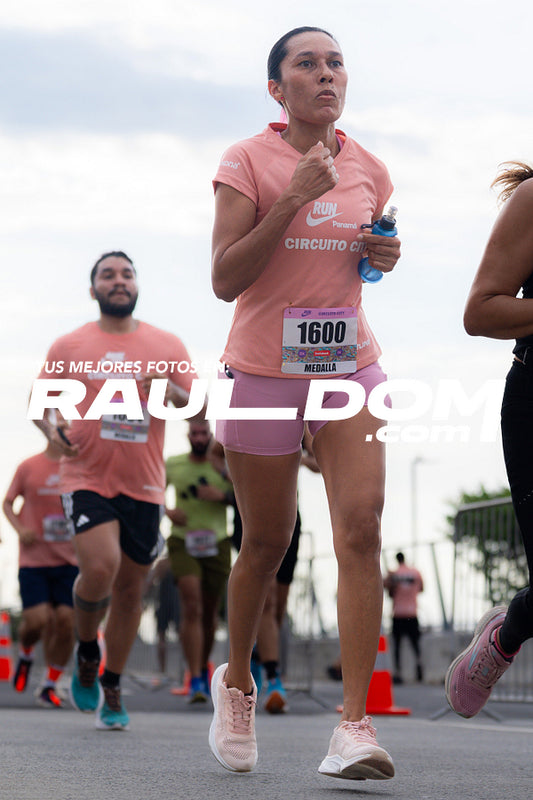 @PARDESHOOTS-5K808-229.jpg